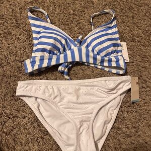 NWT 2 piece swimwear